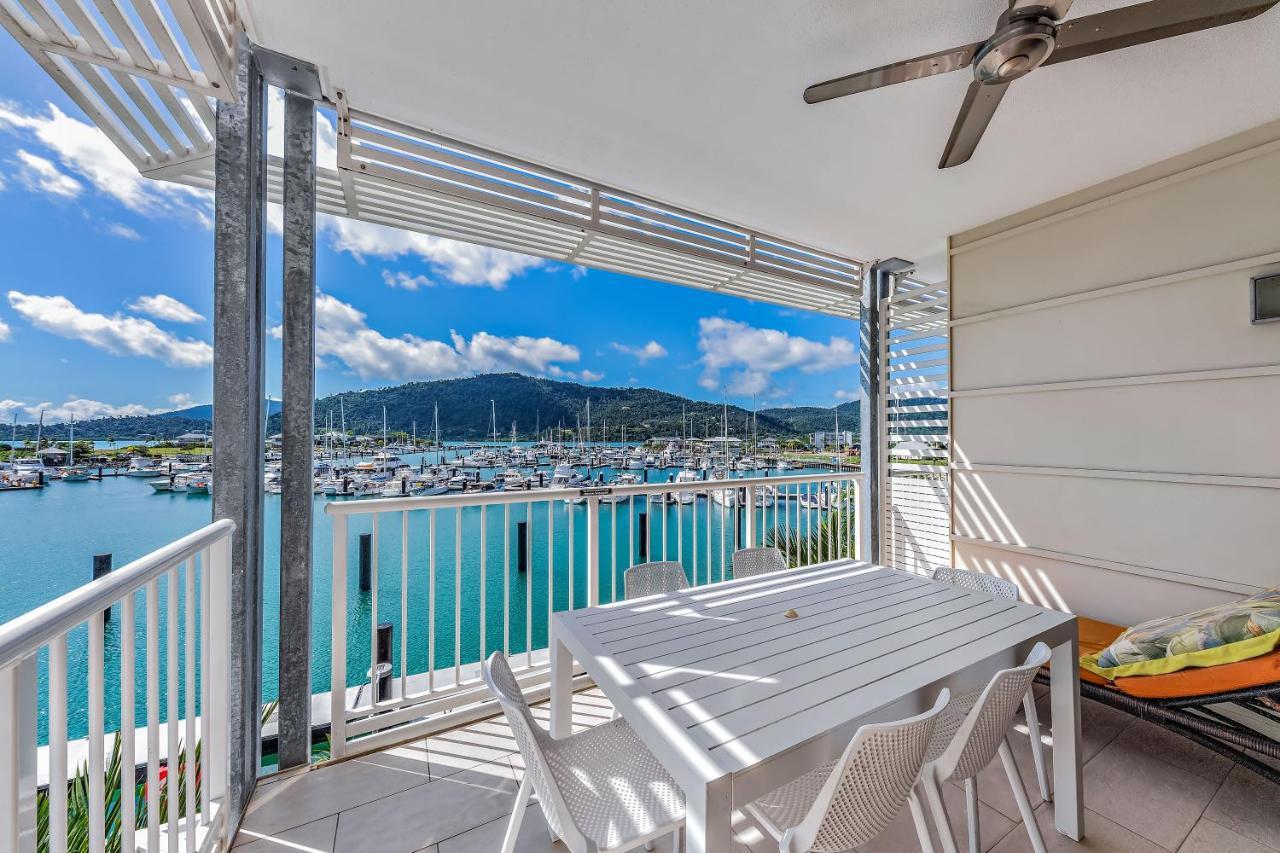 Appartement Seas The Day At The Marina à Airlie Beach Extérieur photo